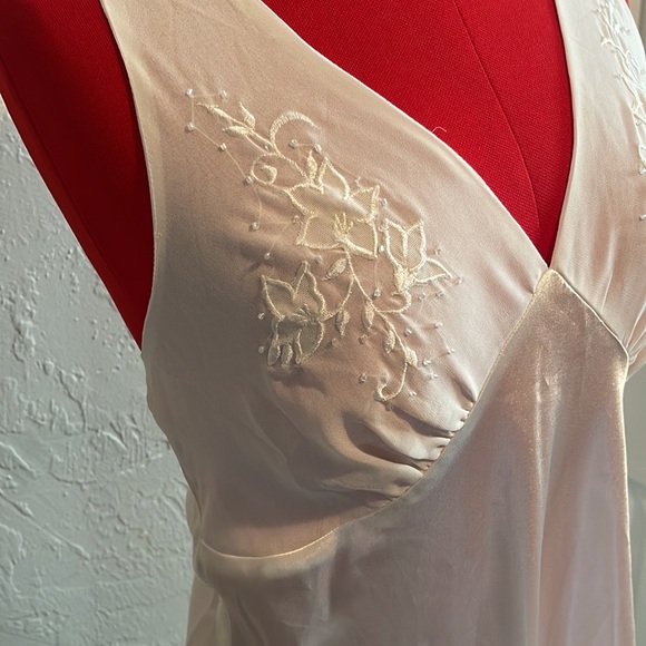 Alexandra Nicole Nightgown Vintage - Picture 2 of 5